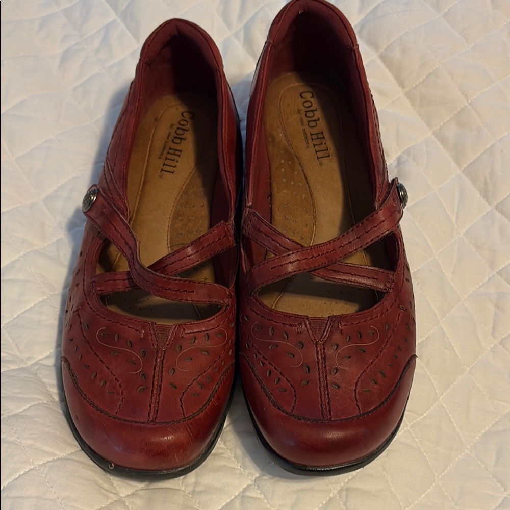 Cobb Hill by New Balance Red Suede Flats